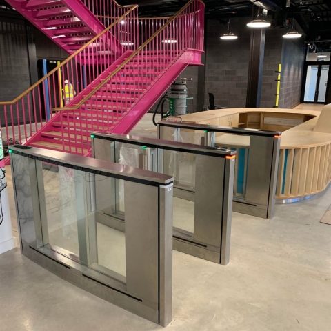 oval house case study